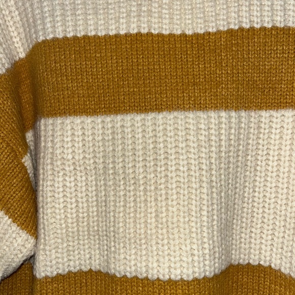 Gorgeous, cozy FRNCH sweater from Anthropologie - Picture 2 of 3
